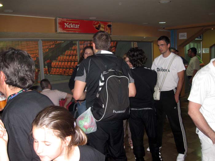 Slike 142